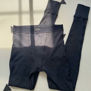 SKIMS Cotton Rib Leggings in Soot